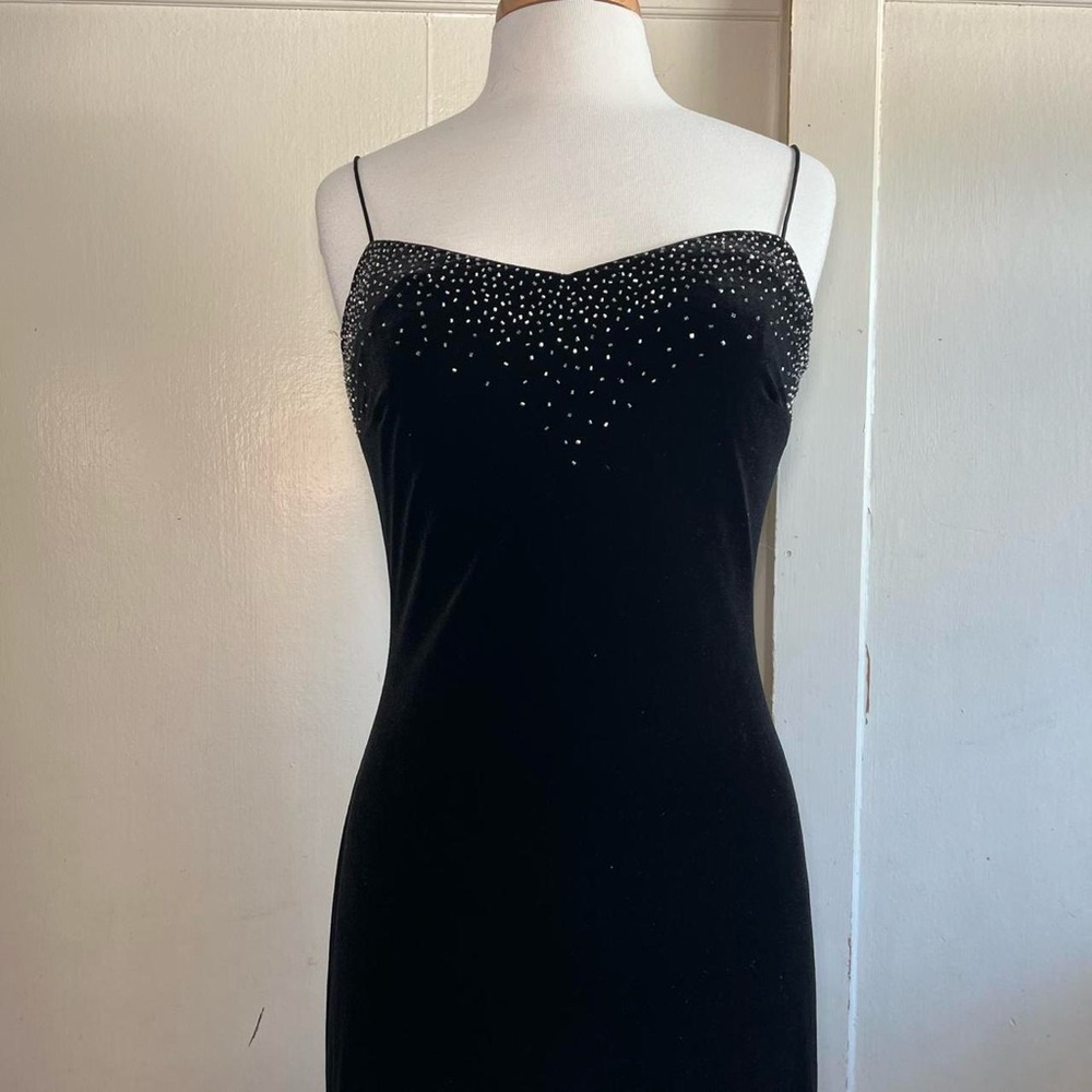 Dave & Johnny Black Velvet Beaded Maxi Dress with Silver Beads - Picture 6 of 8
